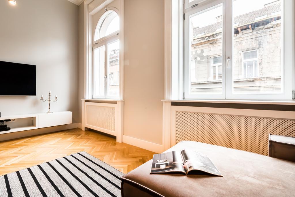 Bpr Opera Lux Treasure Apartment Budapest Exterior photo